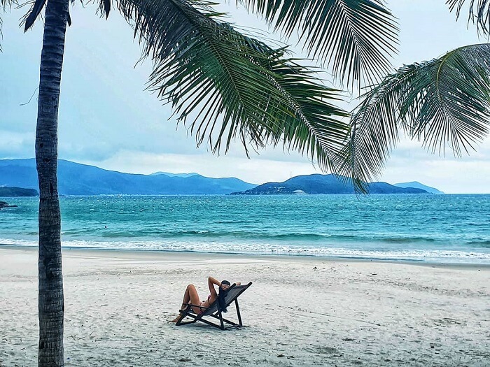 Bãi biển Nhũ Tiên – “đắm say” trong vẻ đẹp hoang sơ tại Nha Trang