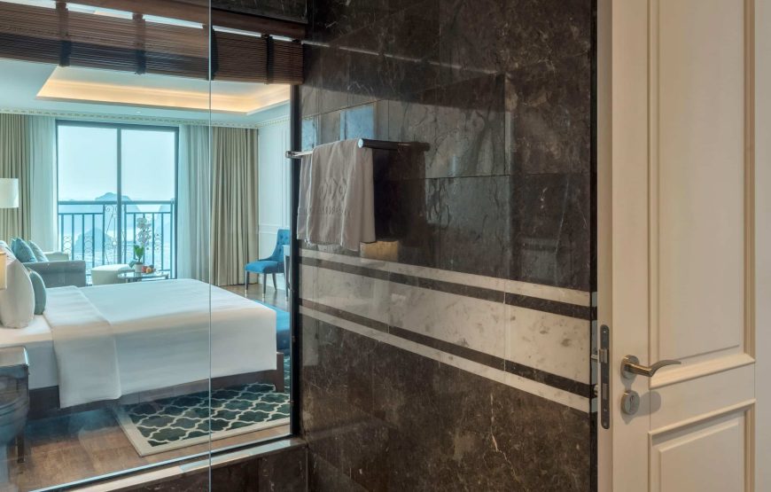 Deluxe Bay View Double – FLC Hạ Long