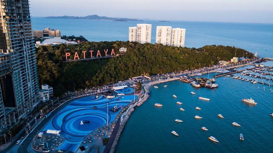 NGÀY 01: HÀ NỘI – BANGKOK - PATTAYA                                       (Ăn trưa/Ăn Tối)