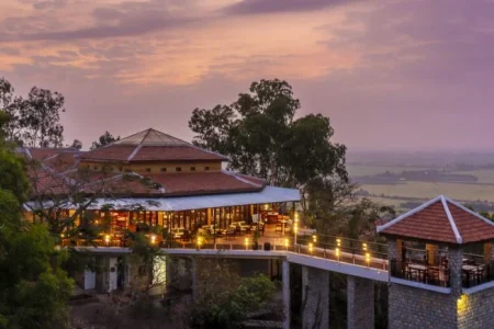 Victoria Núi Sam Lodge