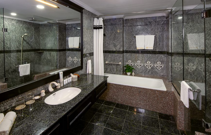 Colline Hotel: Junior Suite
