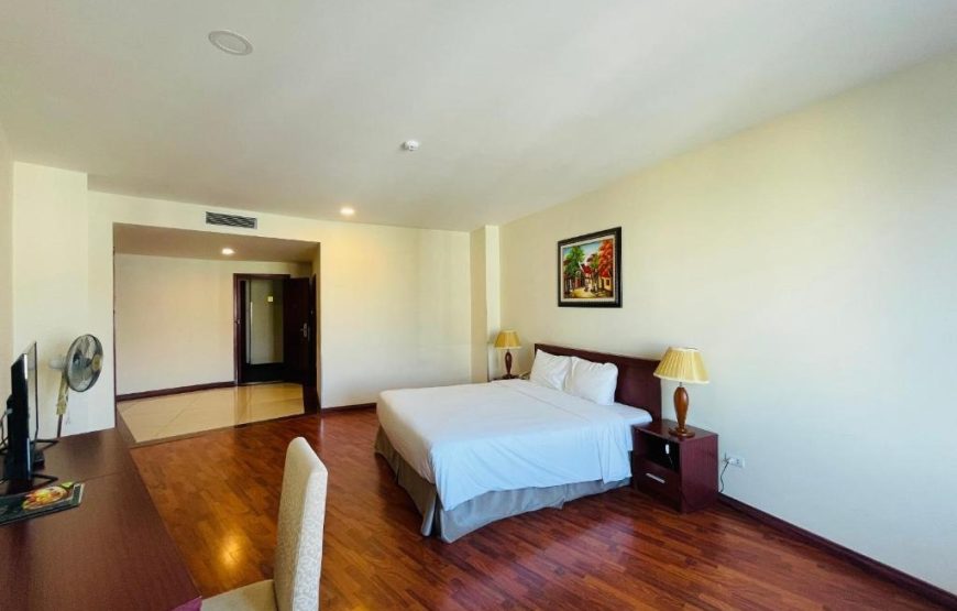 Len’s Hotel