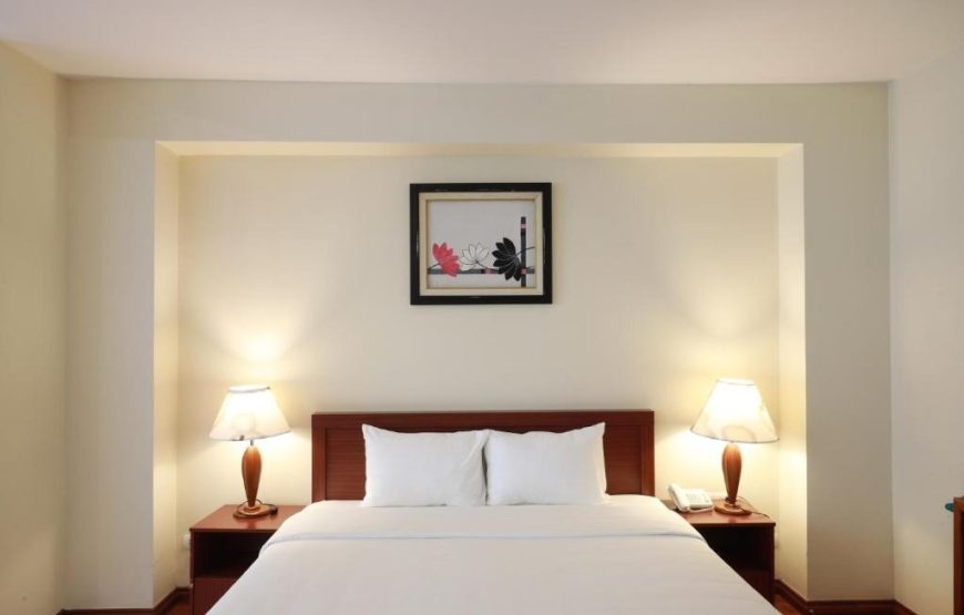 Len’s Hotel