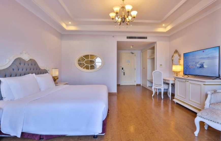 RADISSON HOTEL DA NANG: Premium Ocean View Double/ Twin