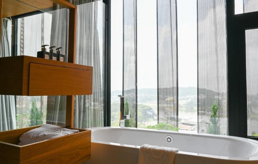 Hotel Golf Valley Đà Lạt: Deluxe City View