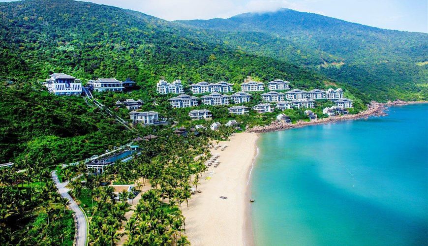 Trải nghiệm tuổi thanh xuân tại bãi Dâu Vũng Tàu: Hẹn hò cùng sóng biển