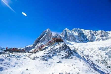 LỆ GIANG – SHANGRILA – NÚI TUYẾT NGỌC LONG (5N4Đ)