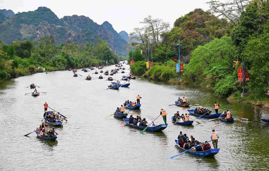 QUẦN THỂ TAM CHÚC – ĐỊA TẠNG PHI LAI – CHÙA HƯƠNG
